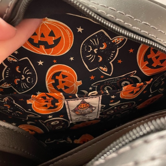 Love Pain Stitches Handmade Batmouth - Picture 7 of 8